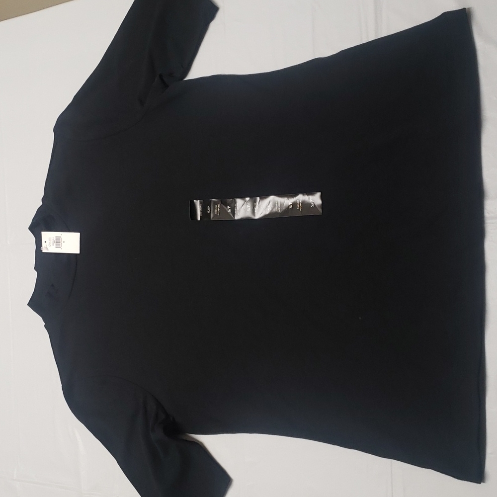NWT- Banana Republic Tshirt